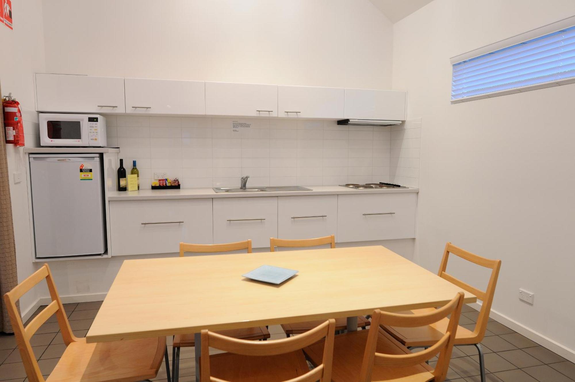 Ashmont Motel And Apartments Port Fairy Exterior foto